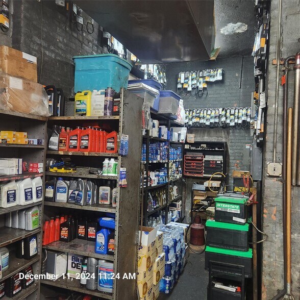 More Photos Of 21802 Hillside Ave, Queens Village Auto Repair For Sale