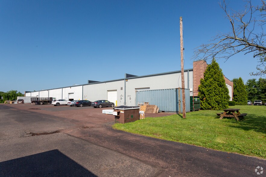 More Photos Of 171 Ruth Rd, Harleysville Light Distribution For Lease