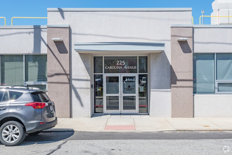 More Photos Of 225 Carolina Ave, Providence Research And Development For Lease
