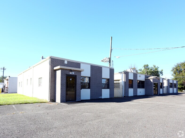 More Photos Of 448 Whitehead Rd, Hamilton Unknown For Lease