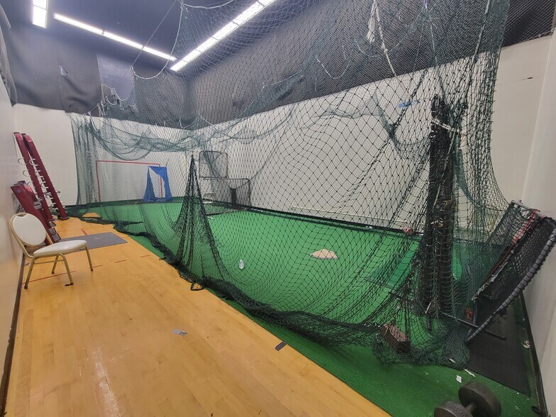 More Photos Of 4905 Mermaid Blvd, Wilmington Health Club For Sale