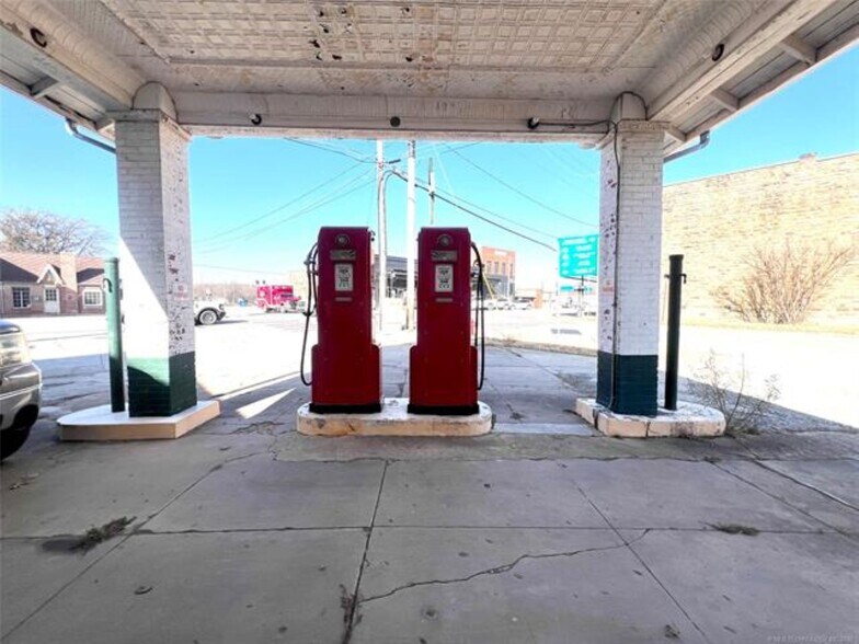 More Photos Of 2654 N Main St, Mcalester Office For Sale