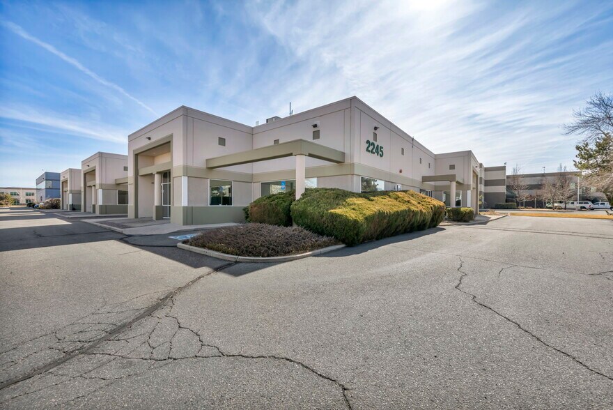 Primary Photo Of 2245 Meridian Blvd, Minden Showroom For Lease