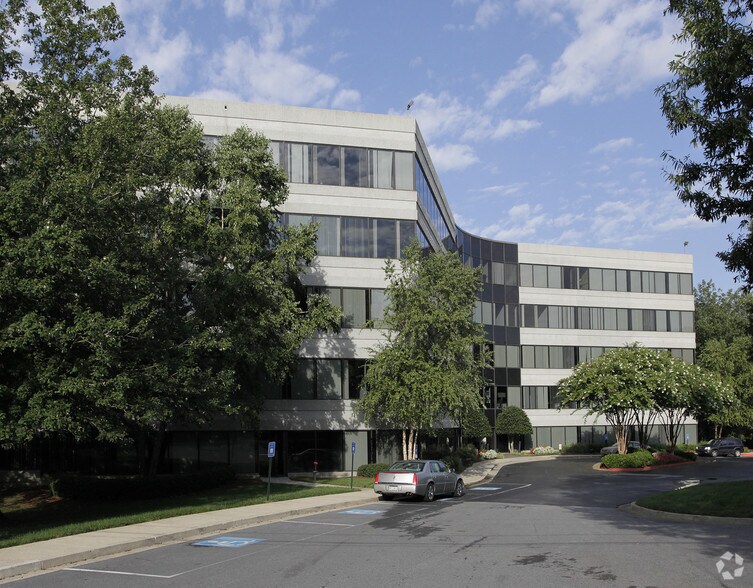 More Photos Of 6100 Lake Forrest Dr NW, Atlanta Office For Lease