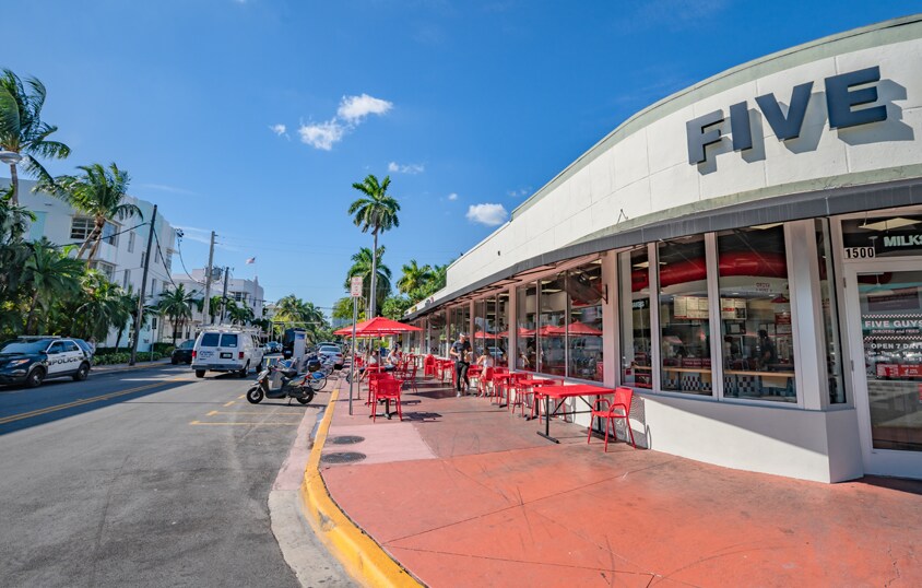 More Photos Of 1500 Washington Ave, Miami Beach Restaurant For Sale