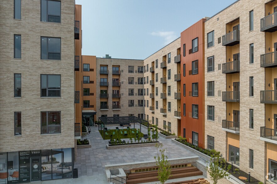More Photos Of 2461 W 25th St, Cleveland Apartments For Lease