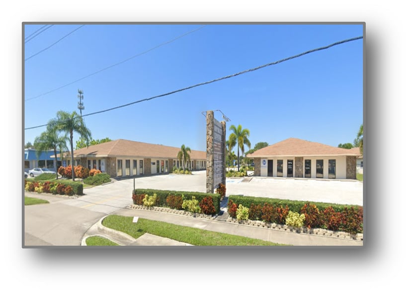 Primary Photo Of 6404 Manatee Ave W, Bradenton Medical For Lease