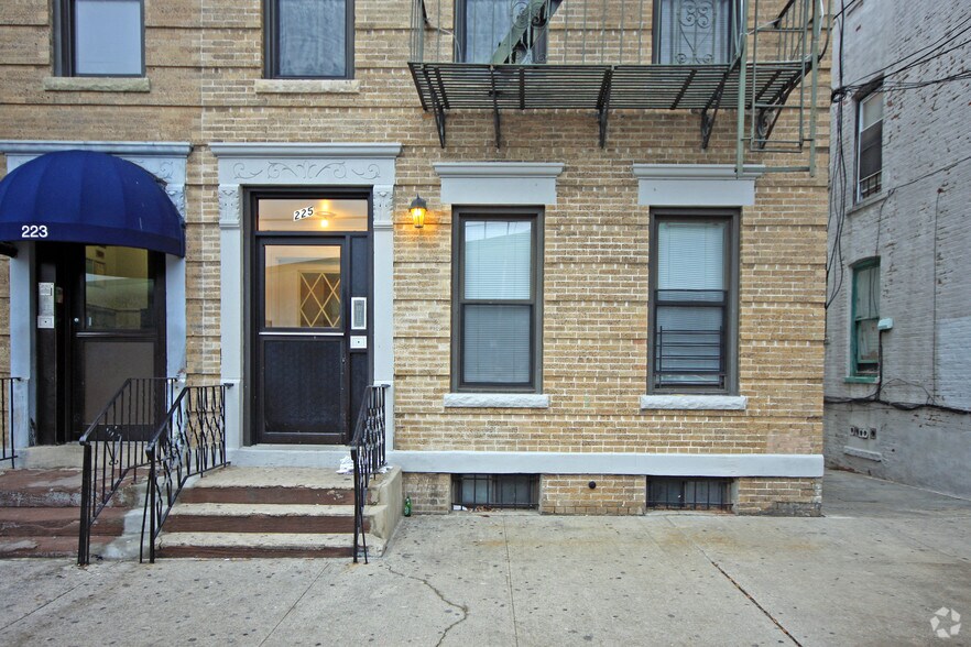 More Photos Of 225 65th St, Brooklyn Apartments For Sale