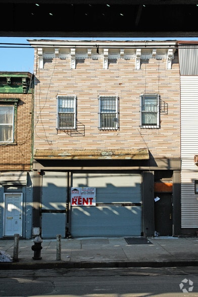 More Photos Of 5614 New Utrecht Ave, Brooklyn Storefront Retail Residential For Lease