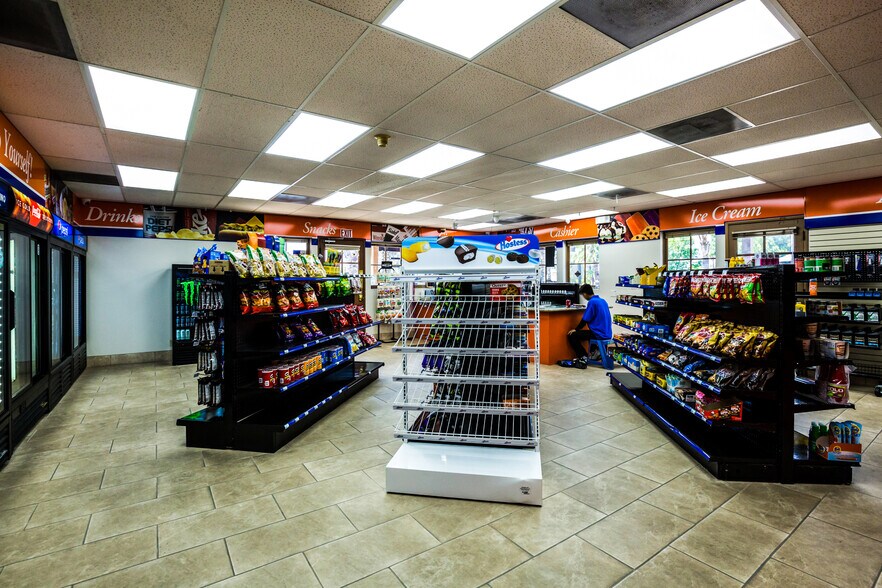 More Photos Of 555 W Bonita Ave, San Dimas Carwash For Sale