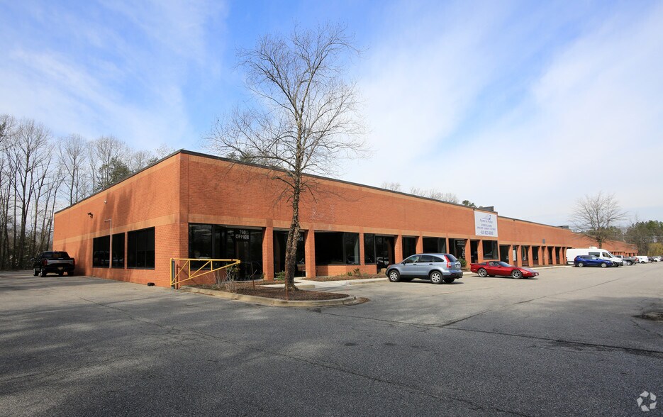 Primary Photo Of 760 Generals Hwy, Millersville Research And Development For Lease