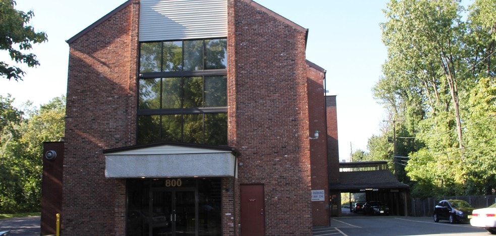 More Photos Of 800 Bloomfield Ave, Nutley Apartments For Lease