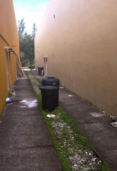 More Photos Of 10840 NW 138th St, Hialeah Warehouse For Sale