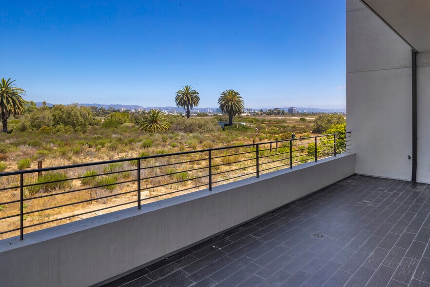 More Photos Of 315 Culver Blvd, Playa Del Rey Unknown For Lease