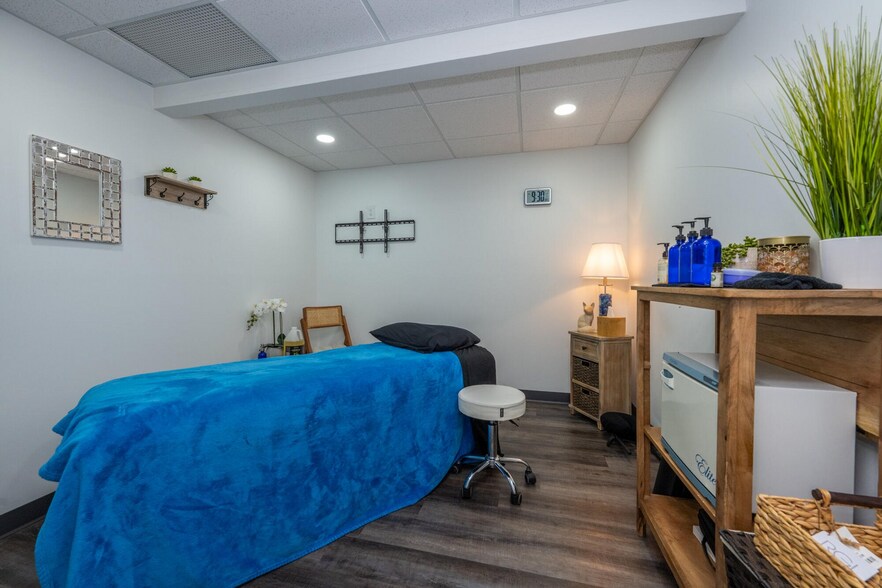 More Photos Of 3830-3824-M-139 Saint Joseph, MI 49085, Saint Joseph Medical For Sale