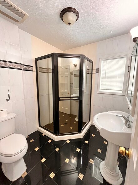 More Photos Of 496 E 52nd St, Long Beach Multifamily For Sale