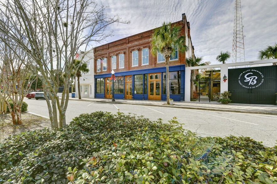 More Photos Of 1317 Newcastle St, Brunswick Storefront For Sale