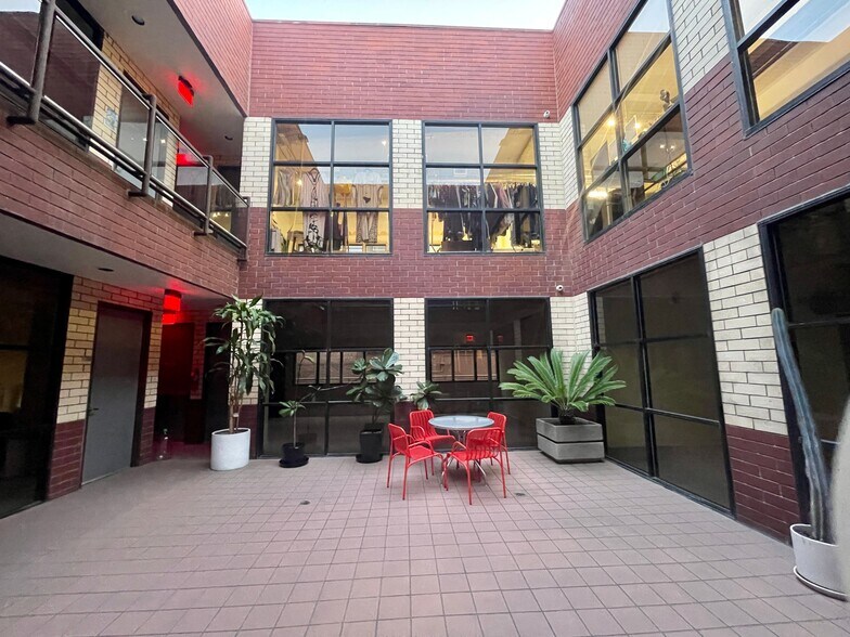 More Photos Of 724 E 1st St, Los Angeles Loft Creative Space For Lease