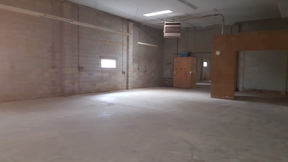 More Photos Of 407 Meco Dr, Wilmington Warehouse For Lease