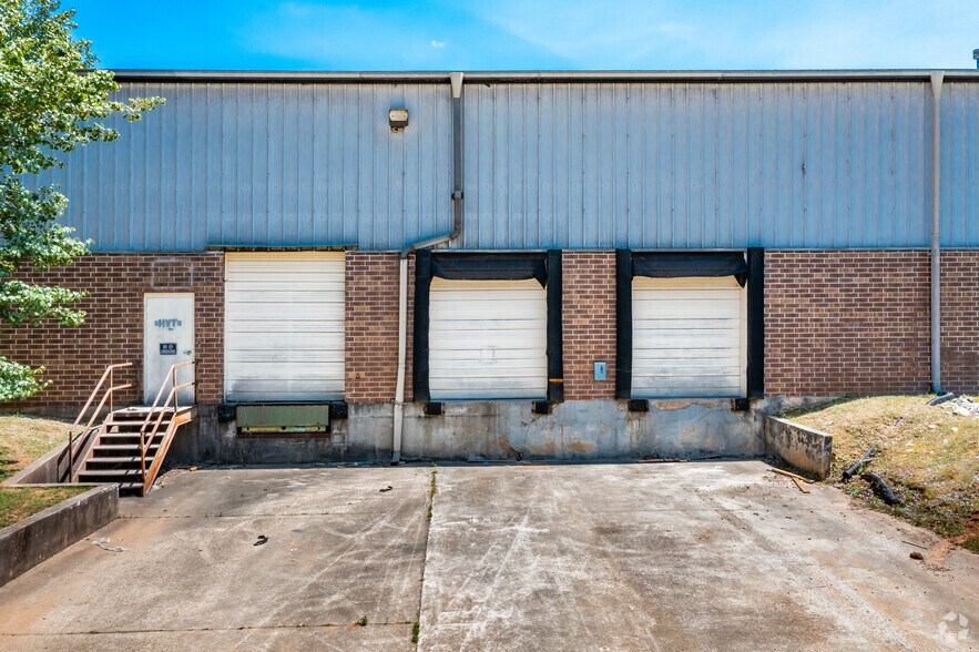 More Photos Of 3150 Clinton Ct, Norcross Warehouse For Sale