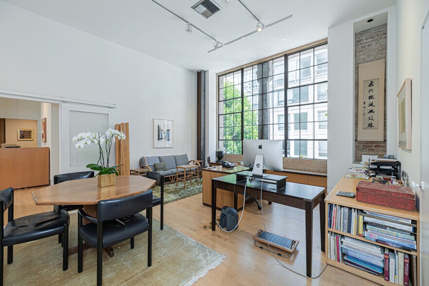 More Photos Of 657 Howard St, San Francisco Loft Creative Space For Lease