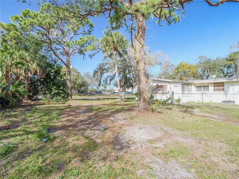 More Photos Of 690 6th Ave, Vero Beach Land For Sale