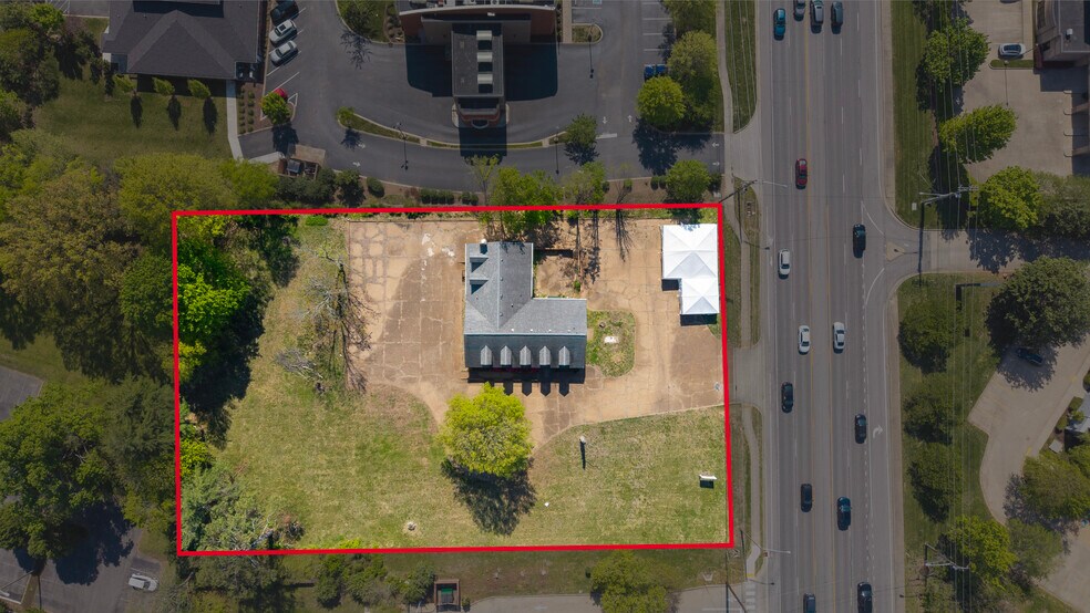 More Photos Of 333 E Main St, Hendersonville Land For Sale