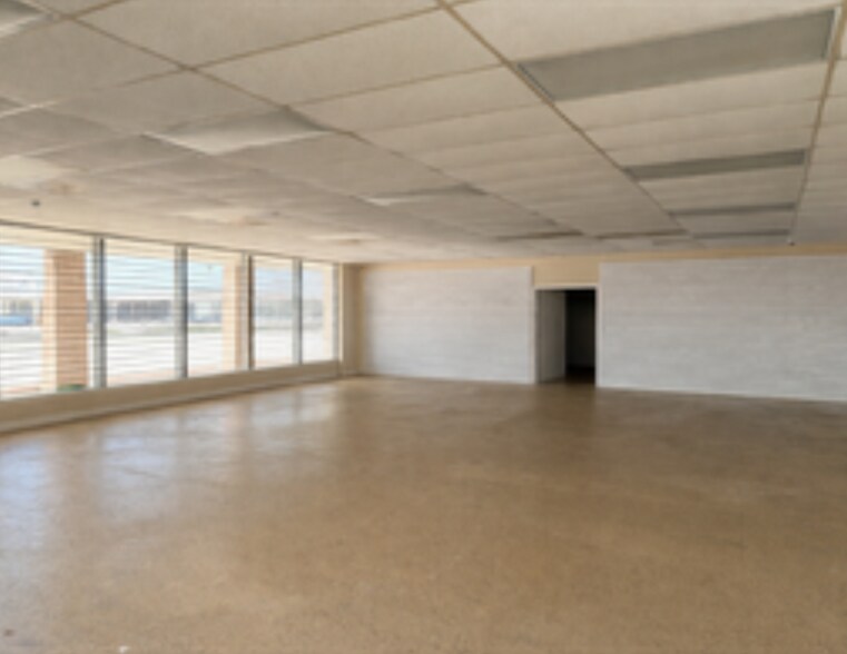 More Photos Of 1306-1314 W FM-1960, Houston Unknown For Lease