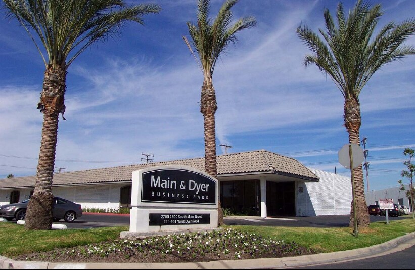 Primary Photo Of 301 W Dyer Rd, Santa Ana Manufacturing For Lease