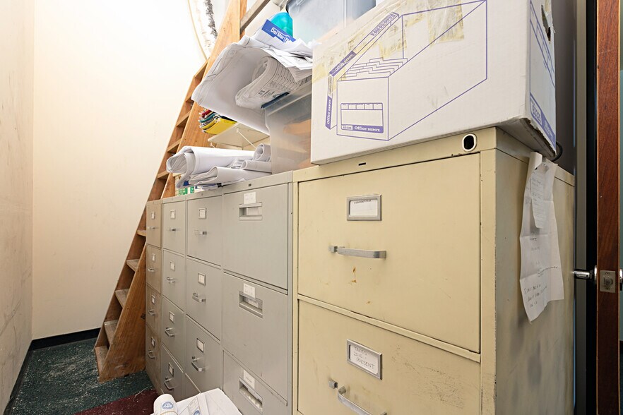 More Photos Of 8736 Production Ave, San Diego Light Manufacturing For Lease