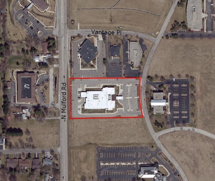 More Photos Of 816 Featherstone Rd, Rockford Medical For Sale