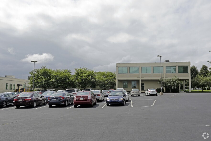 More Photos Of 826 Newtown Yardley Rd, Newtown Office For Sale