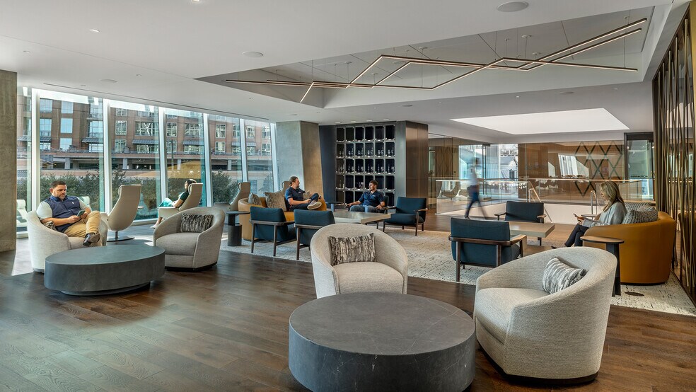 More Photos Of 2323 Cedar Springs Rd, Dallas Office For Lease