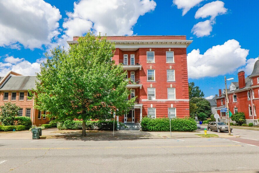 More Photos Of 819 Colonial Ave, Norfolk Apartments For Sale