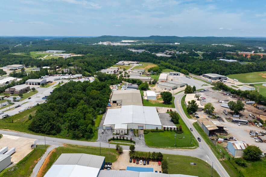 More Photos Of 100 Airpark Industrial Rd, Alabaster Warehouse For Sale