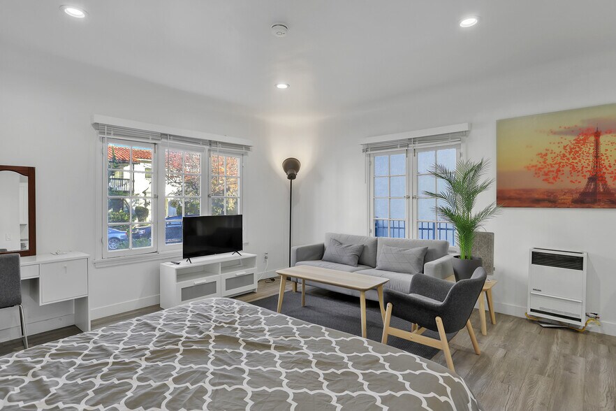 More Photos Of 121 S Elm Dr, Beverly Hills Apartments For Sale