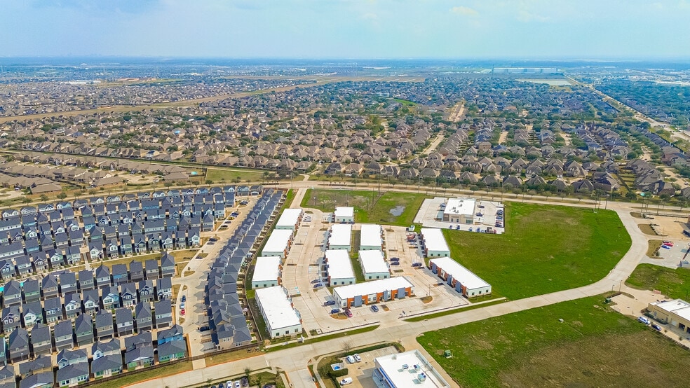 More Photos Of 5151 Meadow Ranch Pky, Richmond Office For Lease