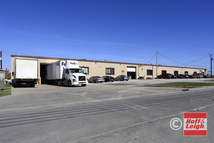 Primary Photo Of 14501 Industrial Ave, Maple Heights Manufacturing For Lease