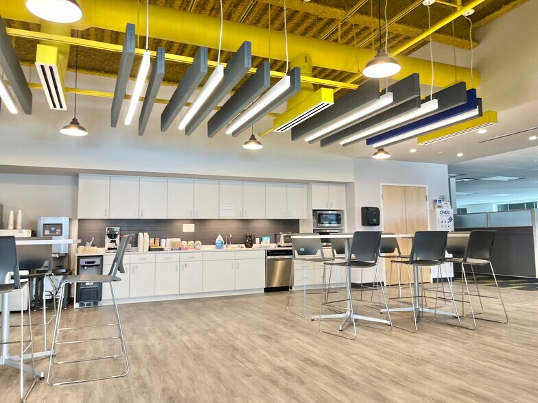 More Photos Of 2400 Ansys Dr, Canonsburg Office For Lease