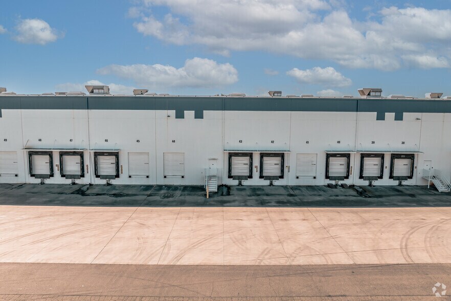 More Photos Of 11980 S Harlan Rd, Lathrop Distribution For Lease