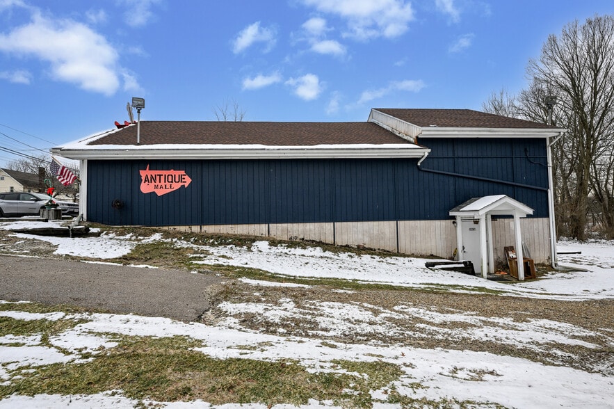 More Photos Of 3120 Wadsworth Rd, Norton Storefront Retail Office For Sale