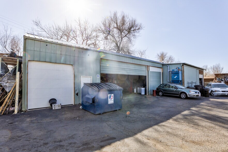 More Photos Of 11072 W 44th Ave, Wheat Ridge Warehouse For Sale