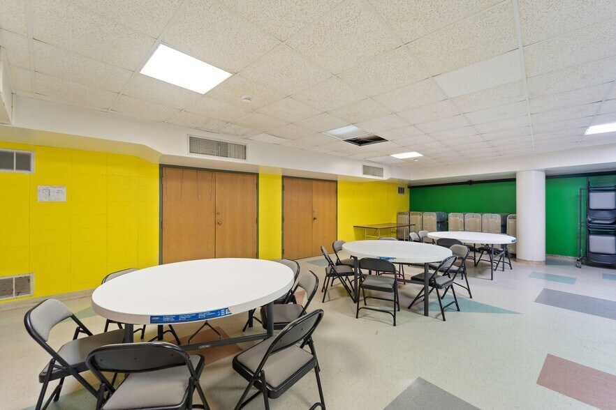More Photos Of 8223 N Port Washington Rd, Fox Point Religious Facility For Lease