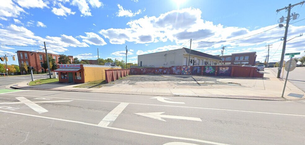 More Photos Of 706 E Main St, Durham Restaurant For Sale