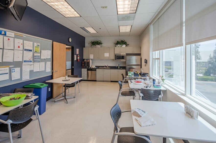 More Photos Of 8717 Research Dr, Irvine Office For Lease