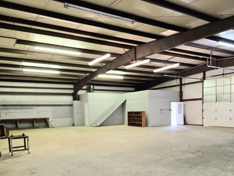 More Photos Of 134 Nora St, West Monroe Industrial For Sale