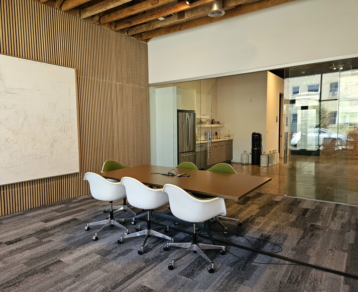 More Photos Of 1005 N Madison Ave, Los Angeles Storefront Retail Office For Lease