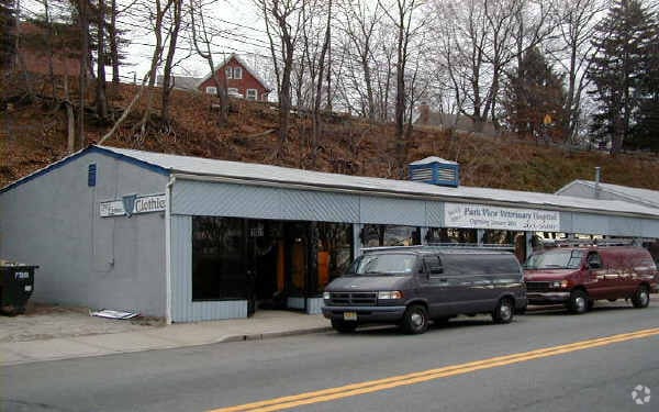 Primary Photo Of 1145 Main St, Boonton Veterinarian Kennel For Sale