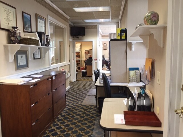 More Photos Of 950 Jericho Tpke, Westbury Office For Sale