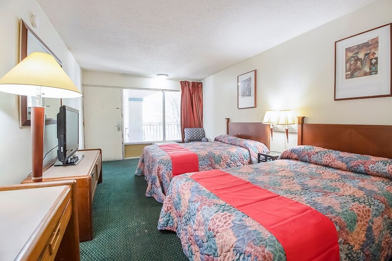 More Photos Of 2820 Cassopolis St, Elkhart Hospitality For Sale